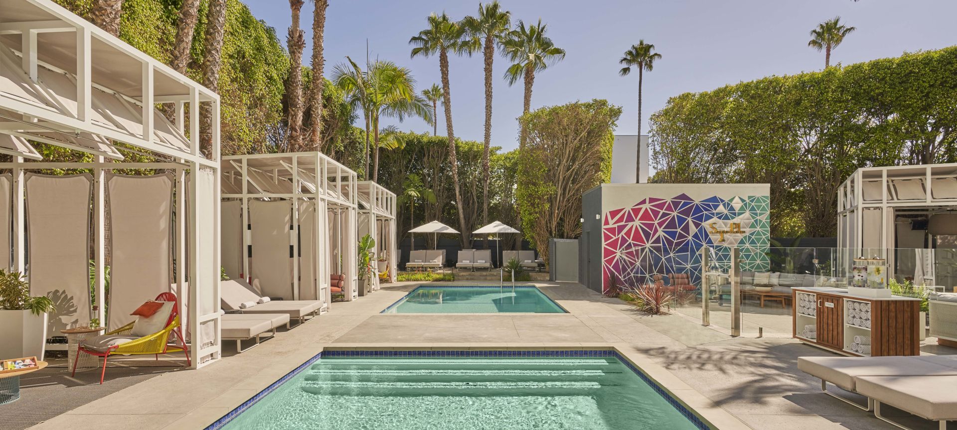 The pools and cabanas at Viceroy Santa Monica